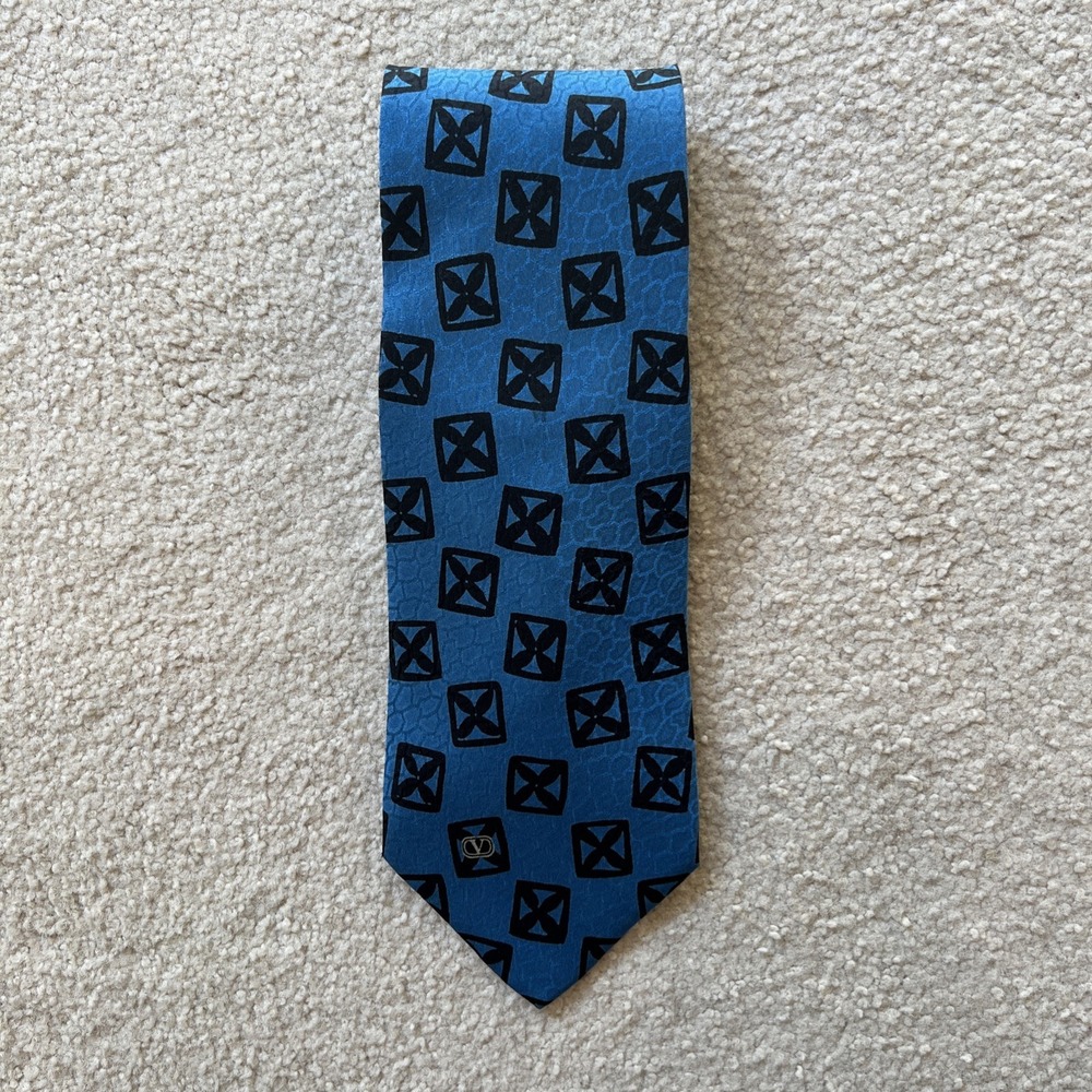 Valentino Garavani Men's Silk Tie Blue‎ Geometric Print Designer  Luxury 56 1/2"